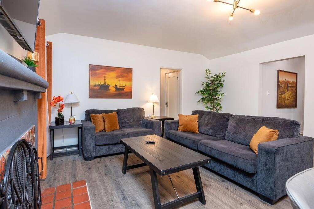 לוס אנג'לס Chic And Spacious 3Br Gem In Central La מראה חיצוני תמונה